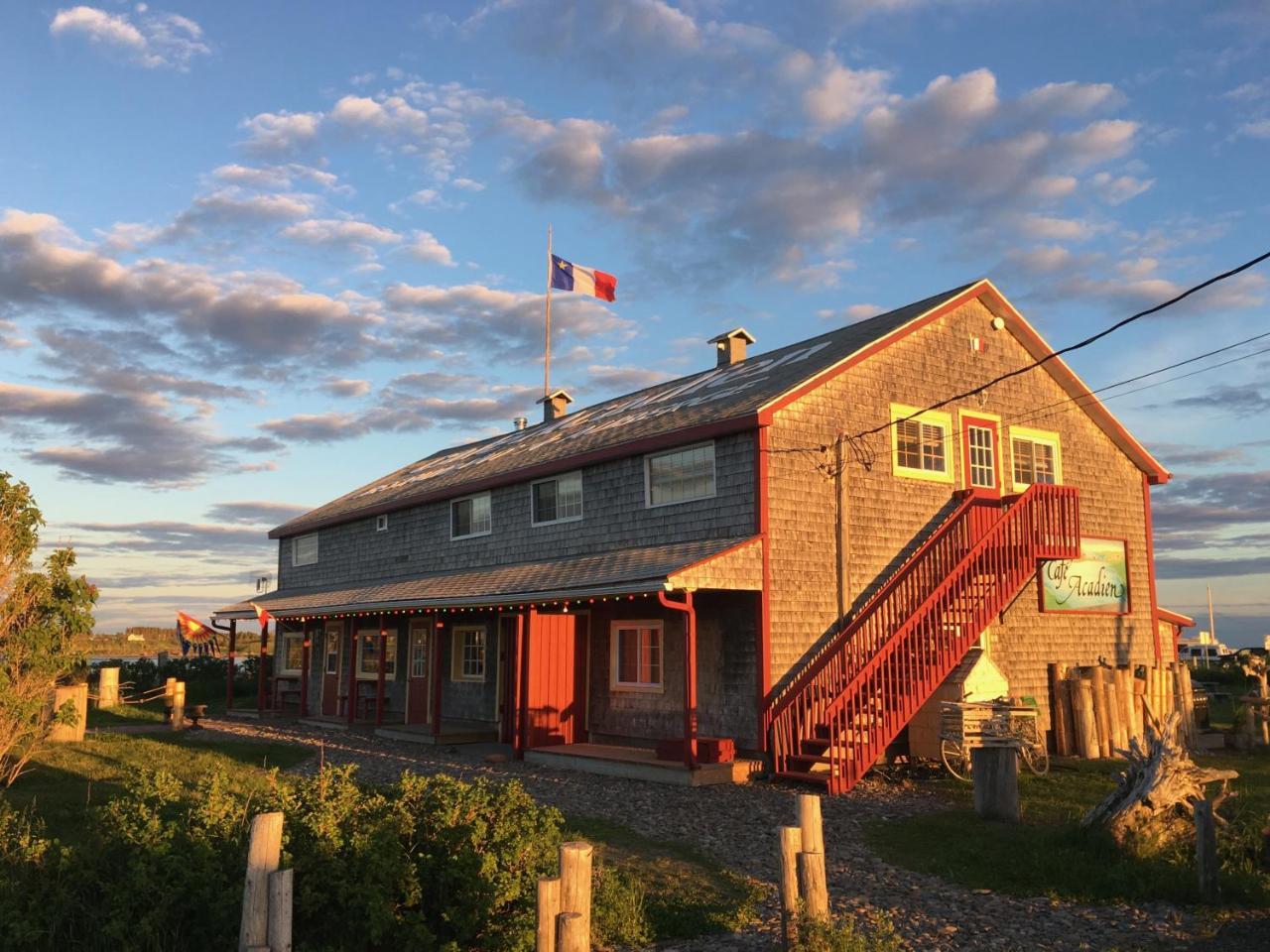 Auberge Cafe Acadien Bonaventure Exteriér fotografie